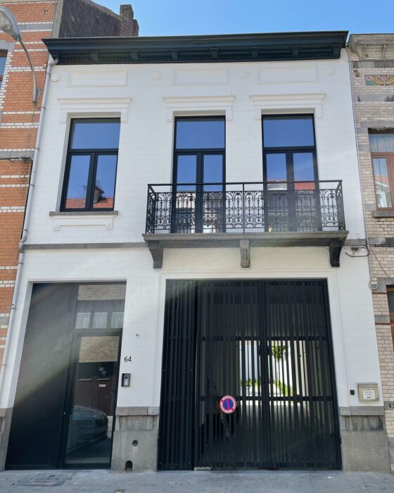 Porte de garage et rénovation de balcon